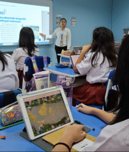 Hari Pertama Sekolah di SD Presiden